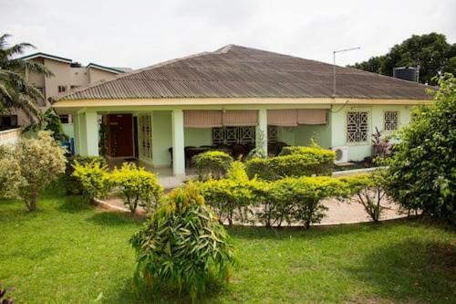 Hotel Jayliz Lodge Adenta,accra