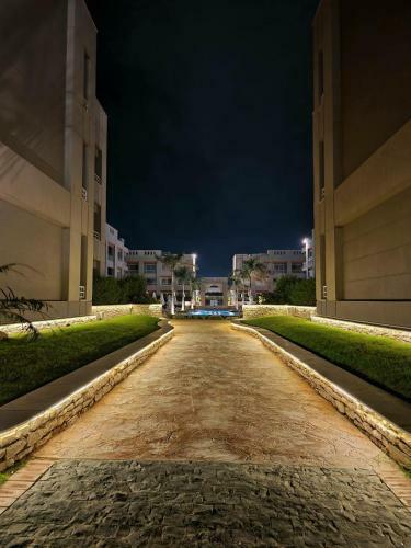 Apartamento King City Compound