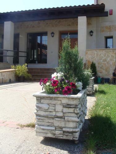 Hotel Rural La Henera
