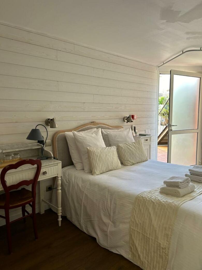 Logis Hotel De La Clape