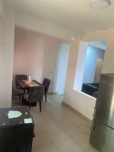 Apartamento Lovely Appartement Meubl� Santa Barbara, Yaound�