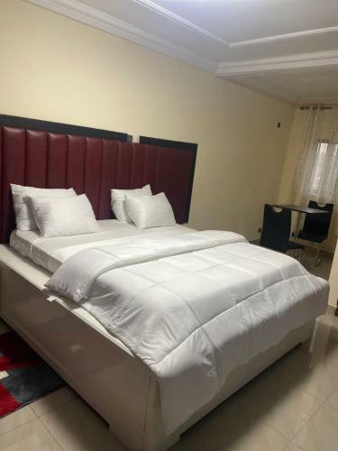 Helen Hotel