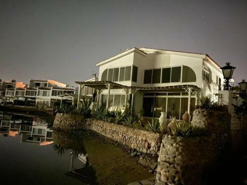 Hurgadian Luxurious Villa Adan El Mamsha Long And Short Term