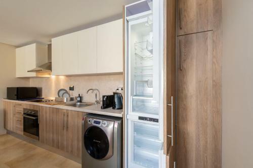 Apartamento Vibrant Waterfront 2 Bdr Mangroovy Free Pool & Beach Access