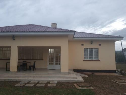 Bed & Breakfast Sisia Guest House Area 14