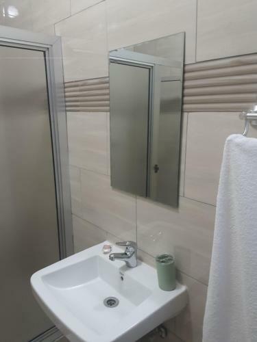 Bed & Breakfast Sisia Guest House Area 14