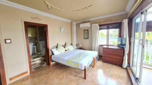 Apartamento Beachfront Penthouse With Panoramic Ocean View
