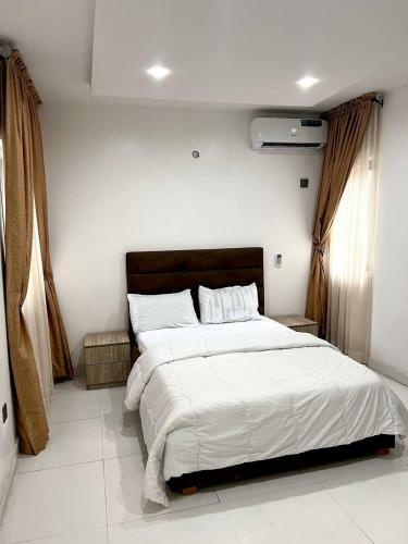 Court Apartment