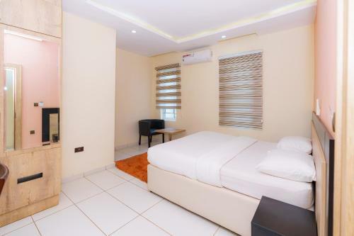 Hotel Zuma Rock Resort