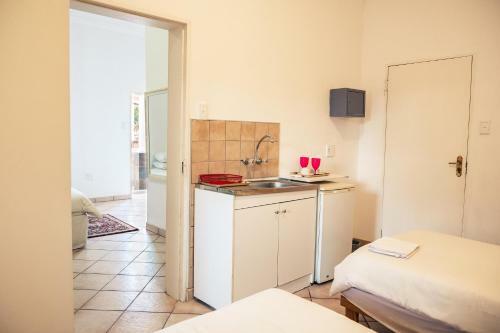 Hostal Rosahoff Guesthouse