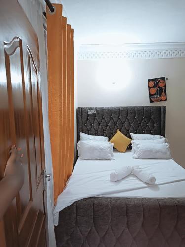 The Eagles Homestay.