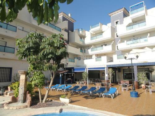 Playamarina II Aparthotel Cabo Roig
