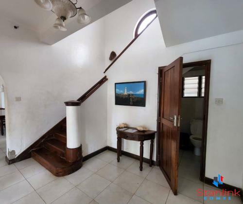 A Breath-taking 5-bedroom Holiday Home!