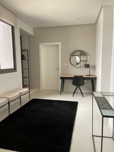 Prestigious 3 Bed Apartment In A Residential Area