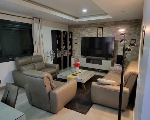 Apartamento Appart 3 Chambres Et Salon Meubl� Point E Dakar