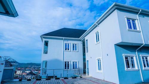 Grey Top Apartment