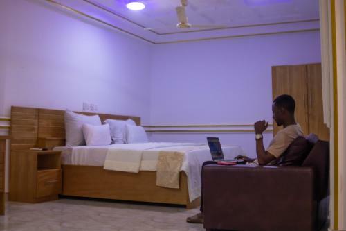 Ruks Hotel