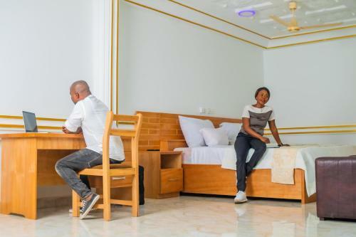 Ruks Hotel