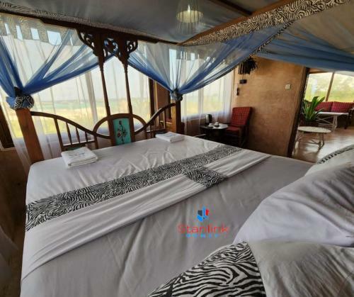 A Beach Front 4 Bedroom Home