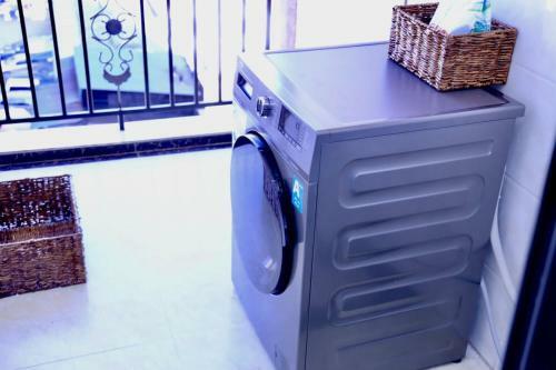Stylish And Luxe 2 Bedroom Apartment- Waa Homes