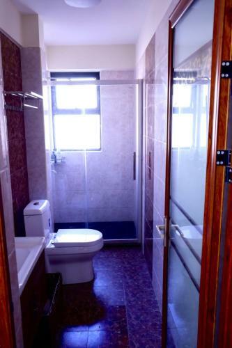 Stylish And Luxe 2 Bedroom Apartment- Waa Homes