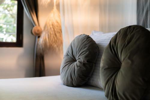 Kima Serviced Beach House & Suites
