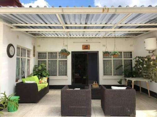 Cheerful 4 Bedroom Villa With Pool