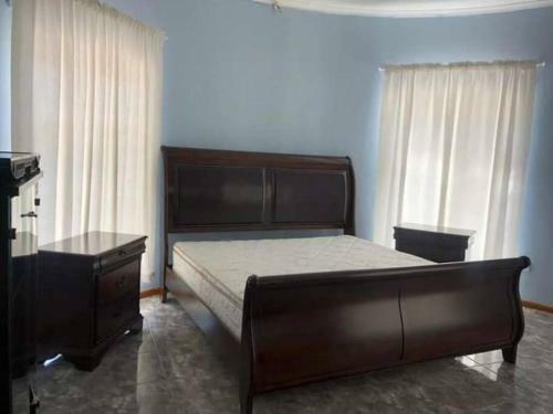 Cheerful 4 Bedroom Villa With Pool