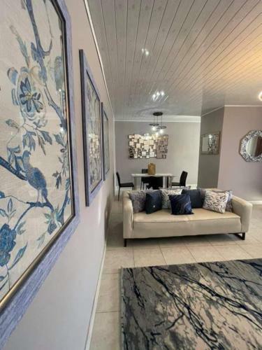 Spacious 2 Bedroomed Semi-detached Fully Furnished Apartment
