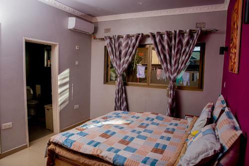 Apartamento Cheerful And Luxurious 4 Bedroom Villa With A Pool.