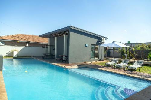 Grayville Apartments