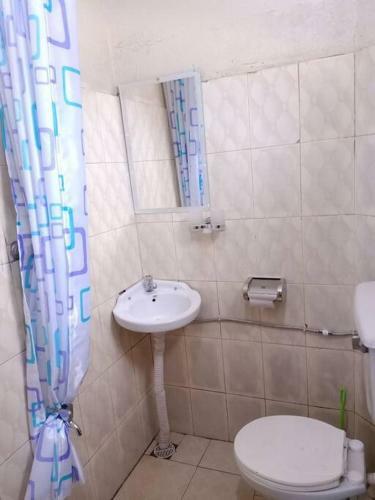 Private One Bedroom Apartment In Bukasa/muyenga
