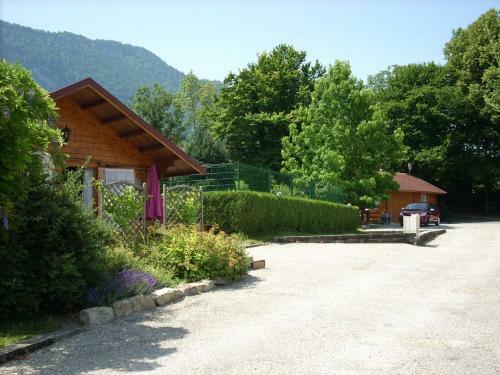Les Chalets De Pertuis