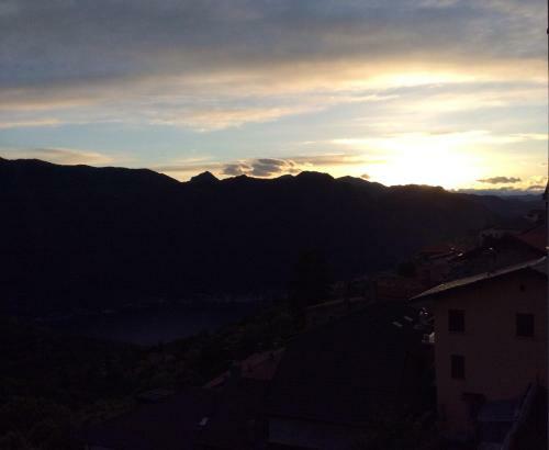 Bed & Breakfast Cadorna Chalet
