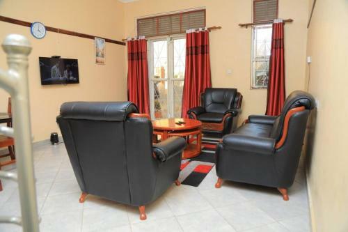 Apartamento Deluxe Two Bed Room Flat In Muyenga Area Kampala