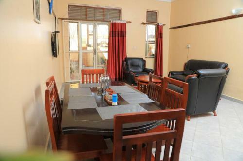 Apartamento Deluxe Two Bed Room Flat In Muyenga Area Kampala