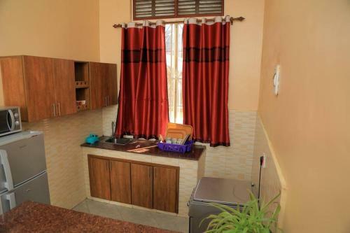 Apartamento Deluxe Two Bed Room Flat In Muyenga Area Kampala