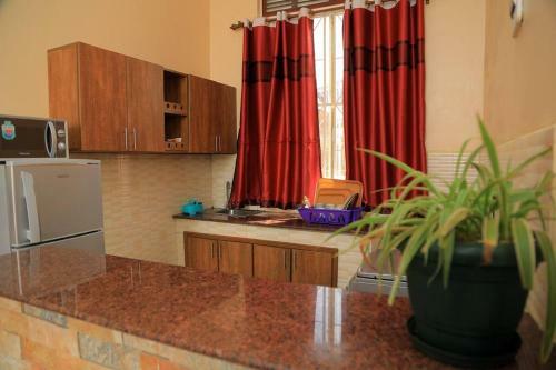 Apartamento Deluxe Two Bed Room Flat In Muyenga Area Kampala
