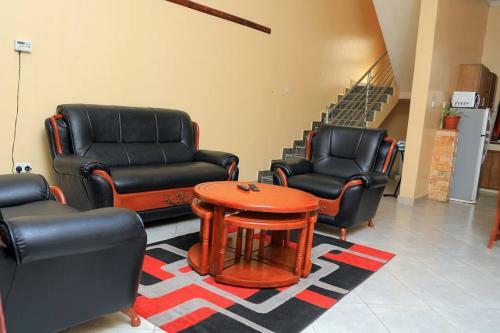 Apartamento Deluxe Two Bed Room Flat In Muyenga Area Kampala