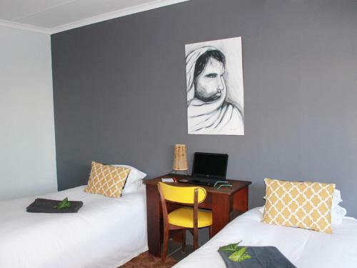 Hostal Porkys B+b And Self Catering