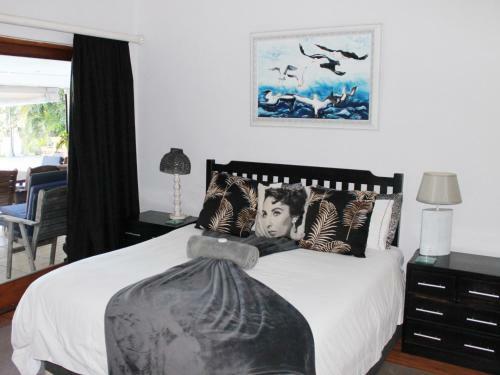 Hostal Porkys B+b And Self Catering