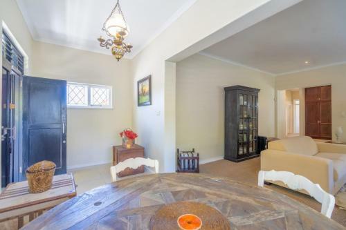 Hostal Sm Properties
