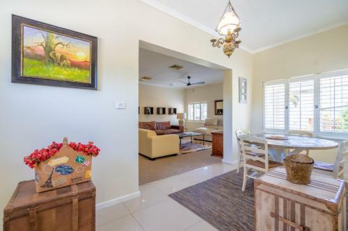 Hostal Sm Properties