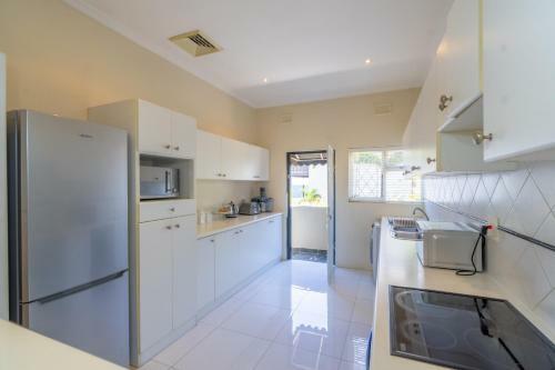 Hostal Sm Properties