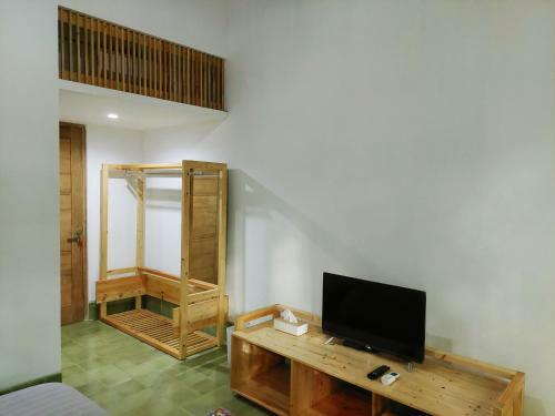Hostal Komoreya Guesthouse