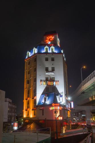 Hotel ????????