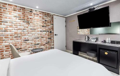 Motel Hotel Wo Yongsan Station