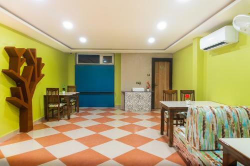 Hotel Geet Kavya Inn