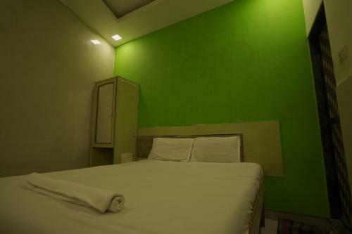 Hotel Rahul Buddha Guest House By Wb Inn