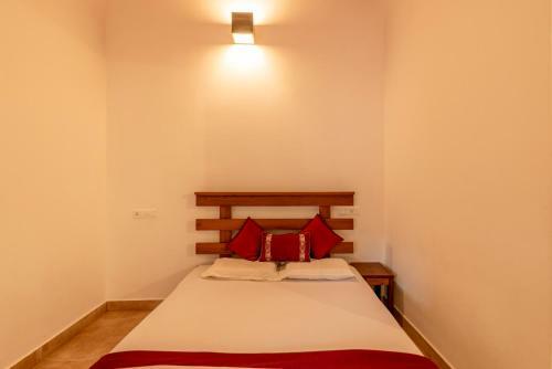Clover, 1br Amidst Coffee Plantation By Roamhome